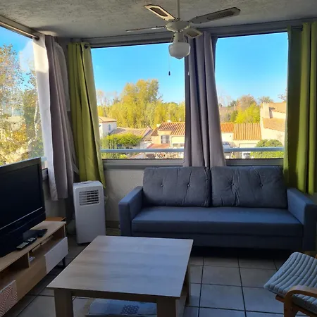 T2 Mezzanine Apartment